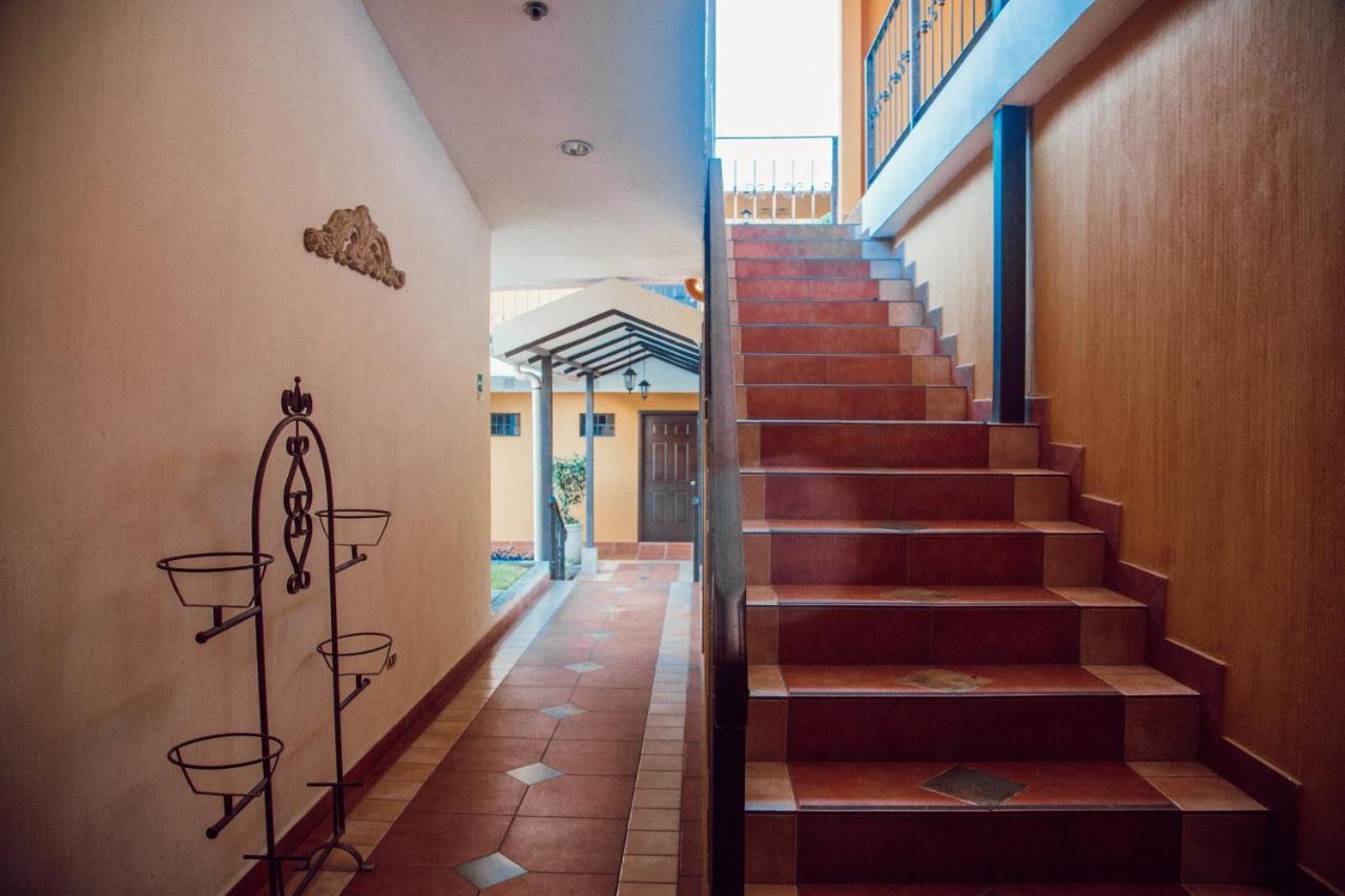 Hotel Villa Terra San Salvador Exterior photo